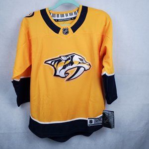 NHL Kids Shirts & Tops Yellow, White, Navy size L